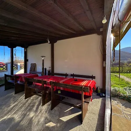 וילה Rhodonest *